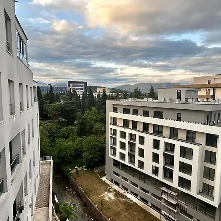 Center Lazar * Podgorica